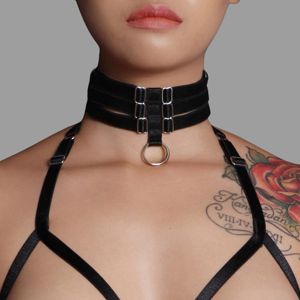 Sexy Choker in Black and White
